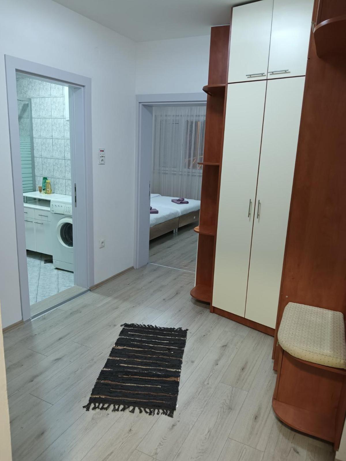 Premium Square Apartment Skopje Exterior photo