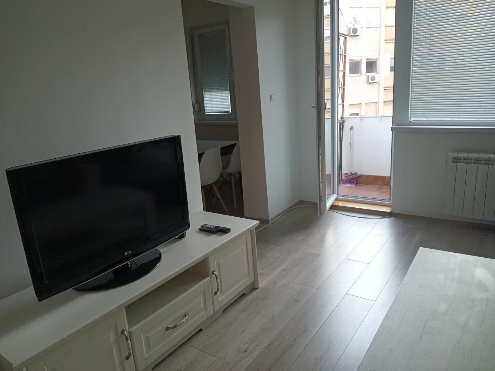 Premium Square Apartment Skopje Exterior photo