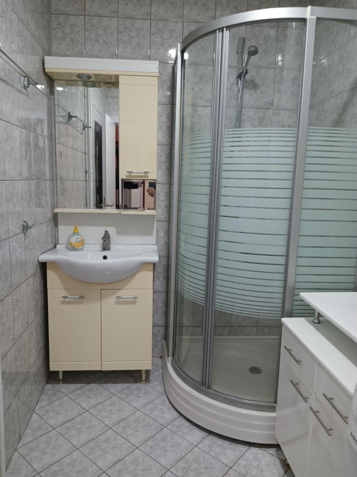 Premium Square Apartment Skopje Exterior photo