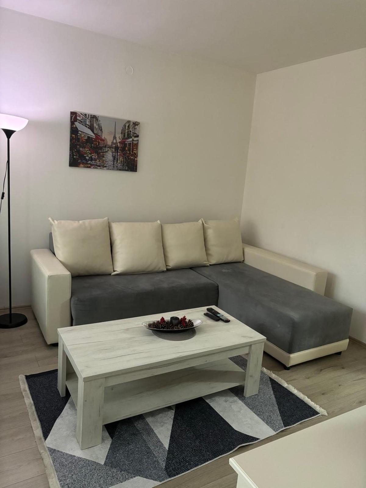 Premium Square Apartment Skopje Exterior photo